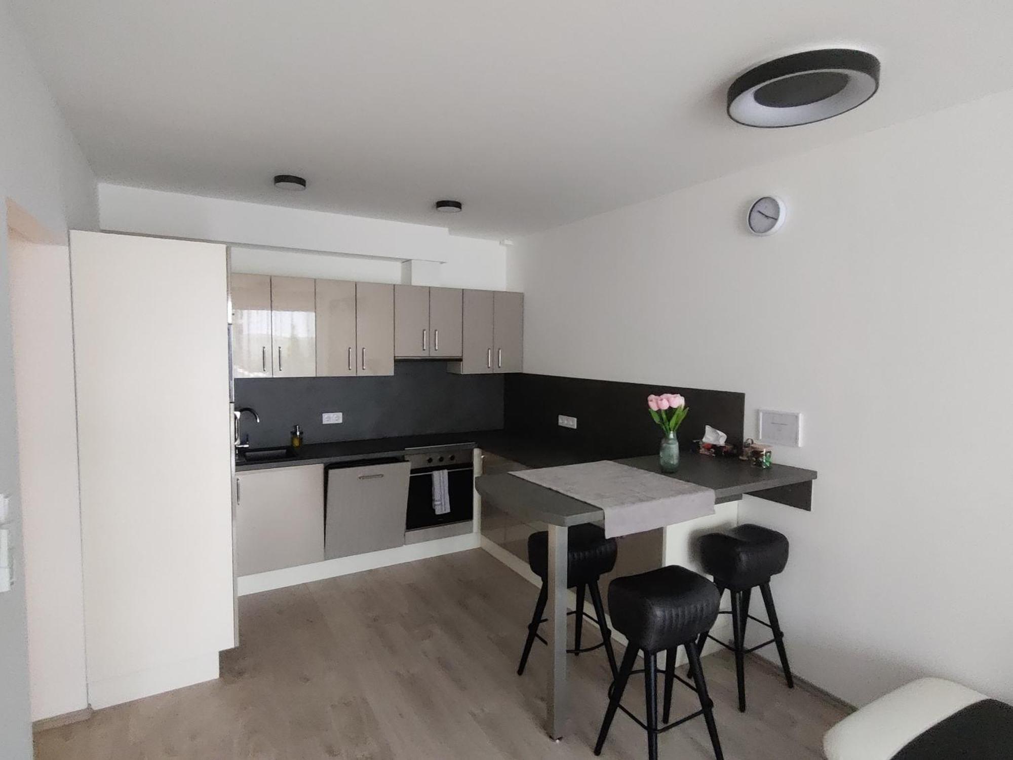 Belvaros Resort Apartman & Spa Székesfehérvár 外观 照片