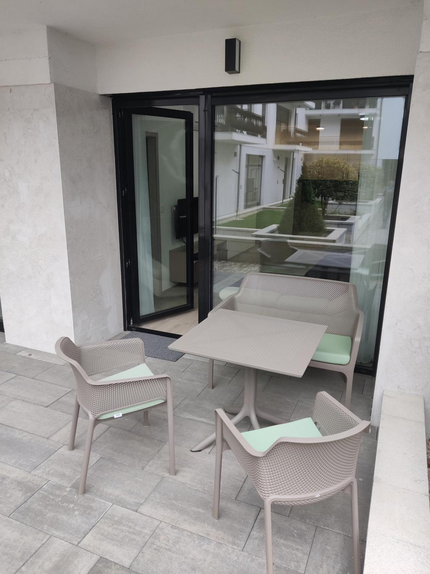 Belvaros Resort Apartman & Spa Székesfehérvár 外观 照片